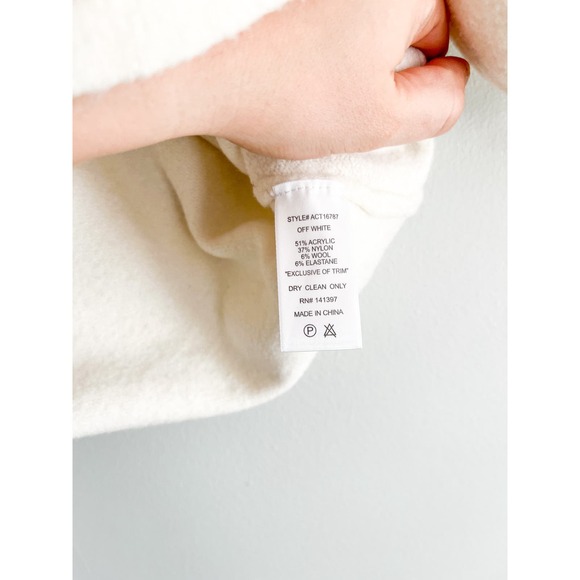 ASTR The Label | Sweet Life Pearl Trimmed Square Neck Sweater | Off White | Sz L - Picture 7 of 8